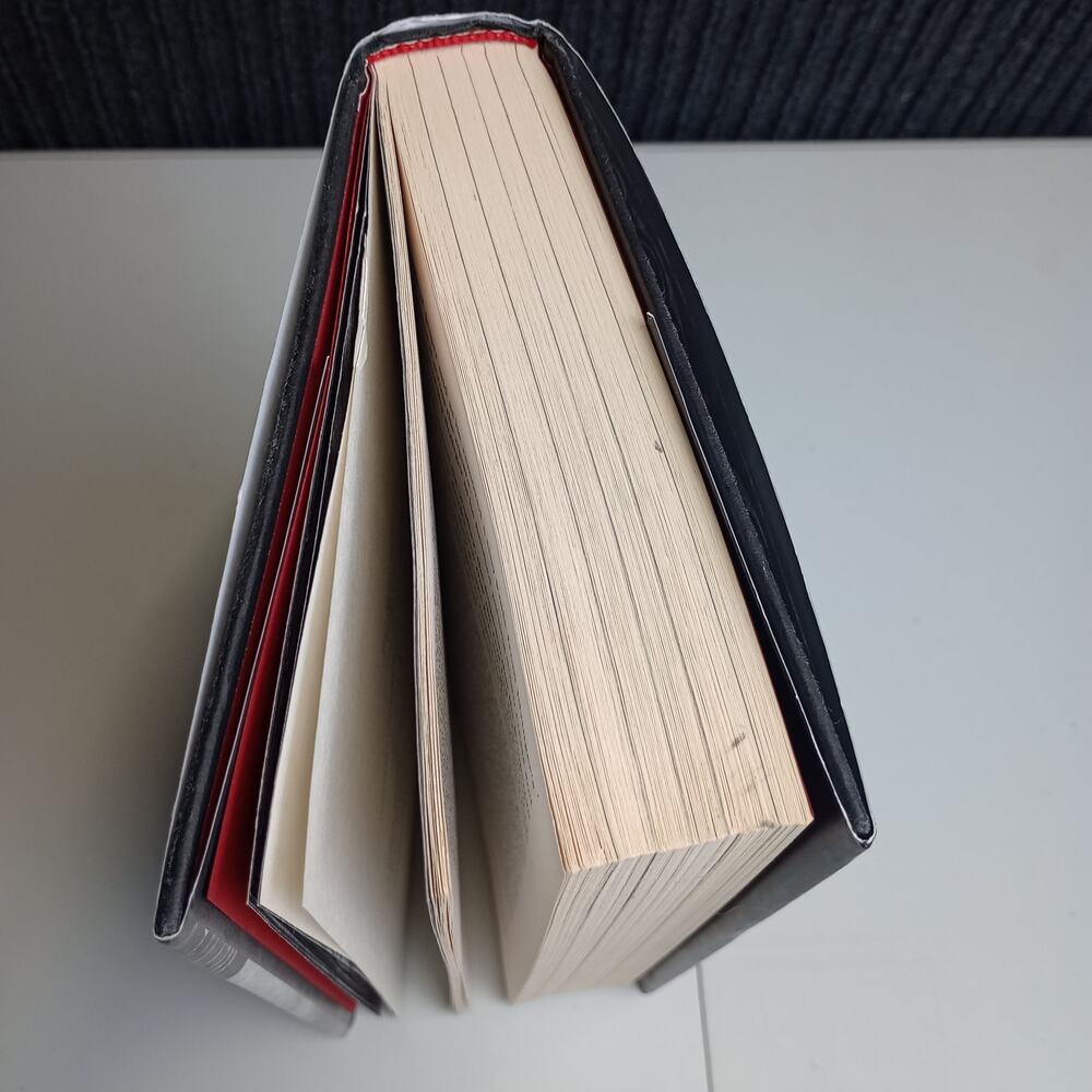 Six Of Crow Hardcover Book Leigh Bardugo's - Picture 5 of 6